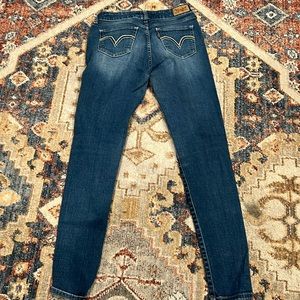 Levis Jean leggings.  Size 7.  L 30